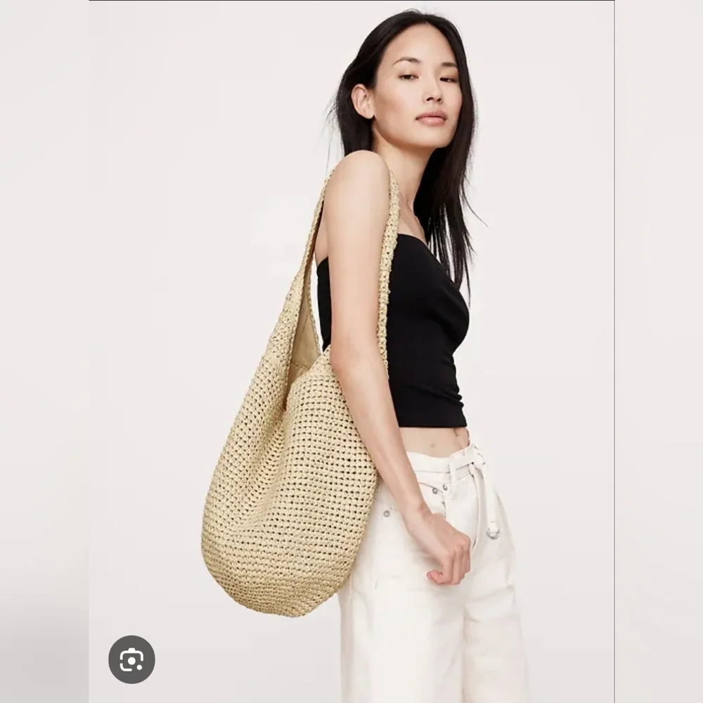 NWOT Banana Republic Raffia Tote Bag In Natural Beige